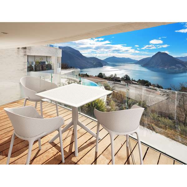 Siesta Sky 3 Seat Outdoor Table Setting