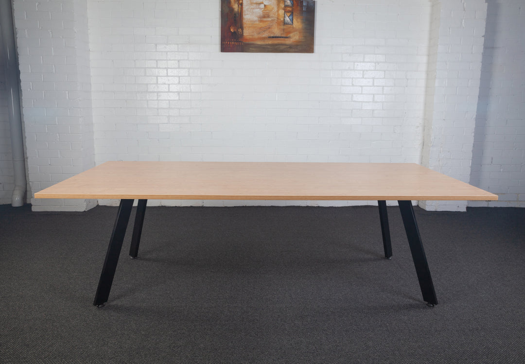 Classic Boardroom Table