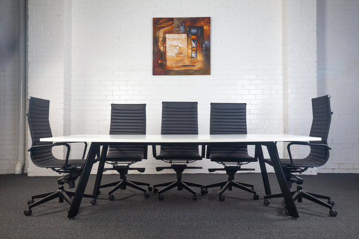 Classic Boardroom Table