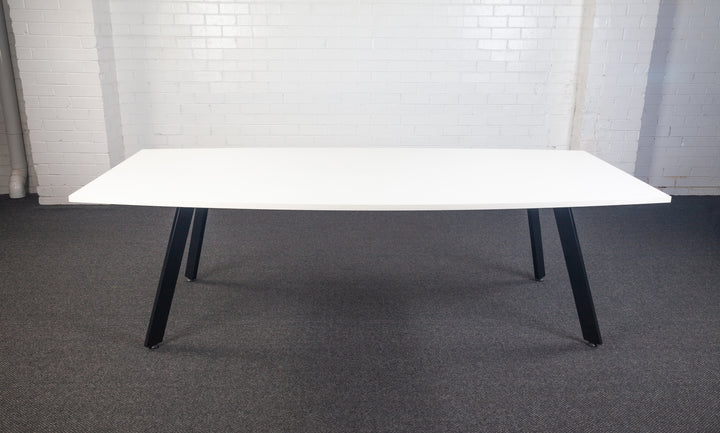 Classic Boardroom Table