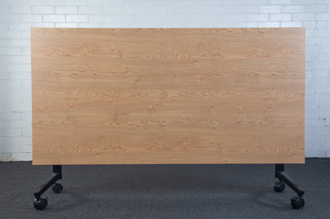 Commercial Flip Table