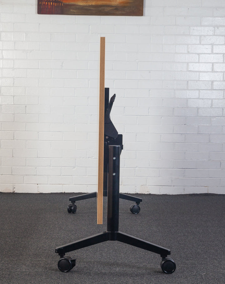 Commercial Flip Table