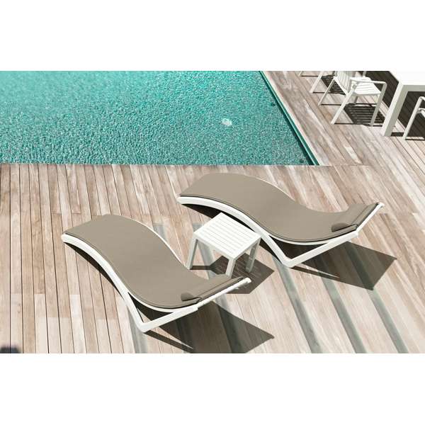 Siesta Slim Sun Lounger/Ocean Side Table 3pc Package - Black/ with Black cushions