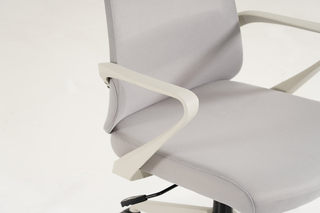 Luna Ergonomic Mesh Gaslift Office Chair White