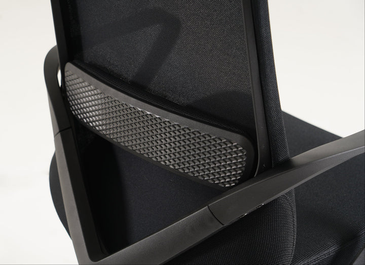 Luna Ergonomic Mesh Gaslift Office Chair Black