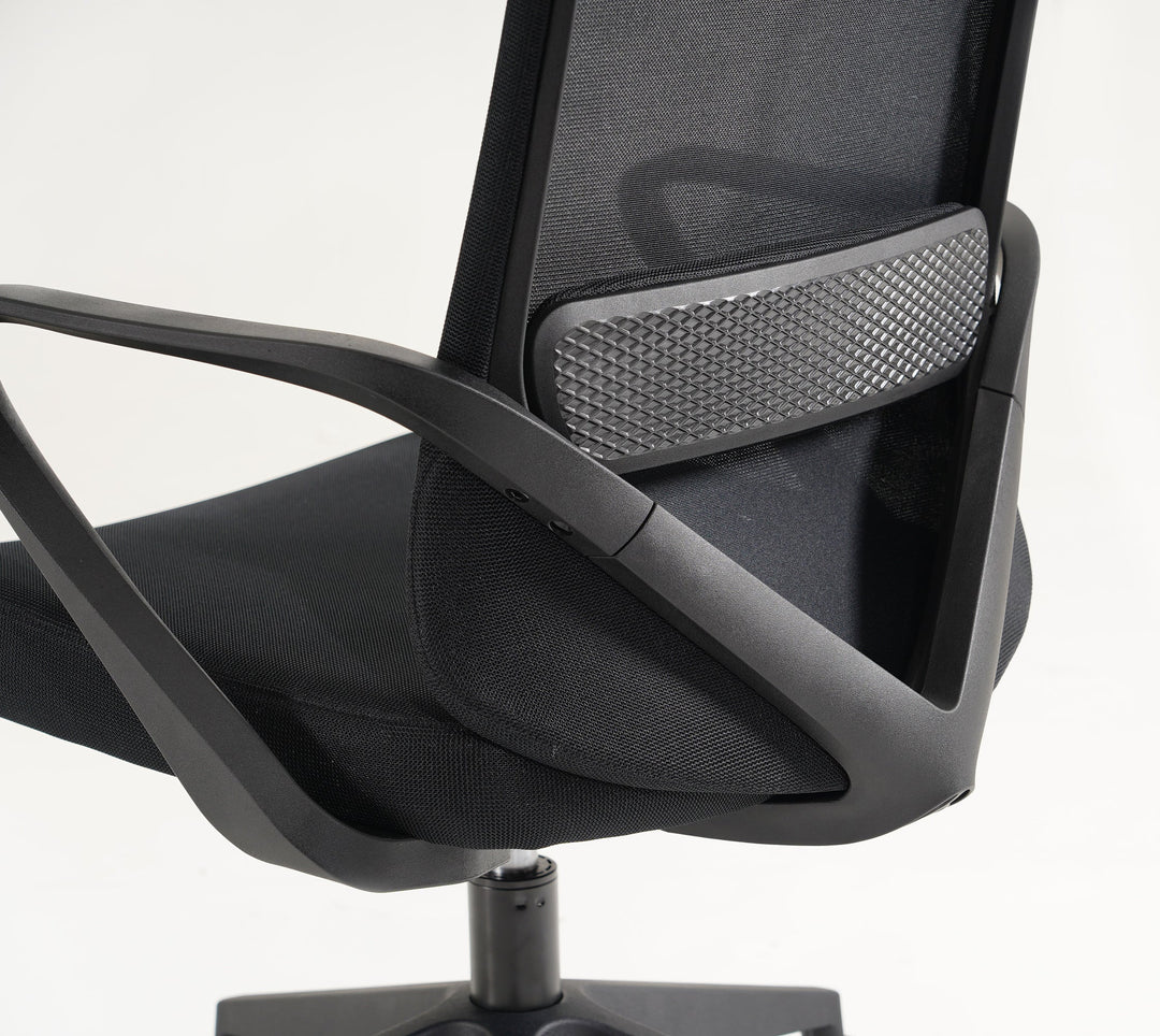 Luna Ergonomic Mesh Gaslift Office Chair Black