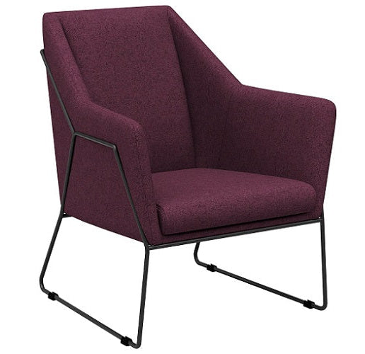 Eadu Chair