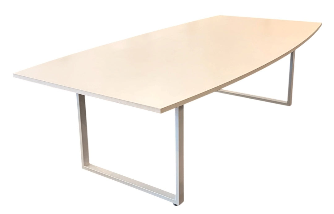 Loop Boardroom Table