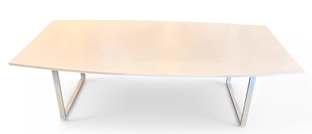 Loop Boardroom Table